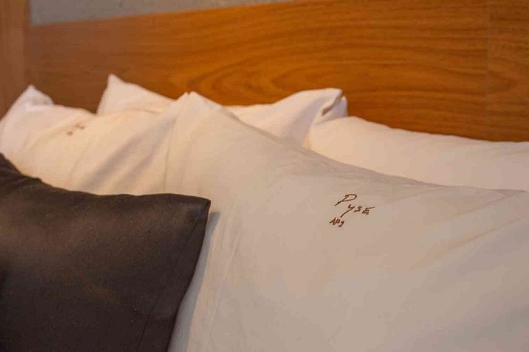 Casa Beverly Hills Pysá 02 Milagres - Hosti