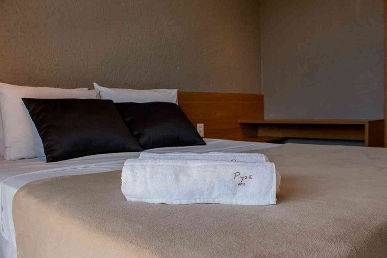 Casa Beverly Hills Pysá 02 Milagres - Hosti