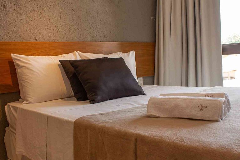 Casa Beverly Hills Pysá 02 Milagres - Hosti