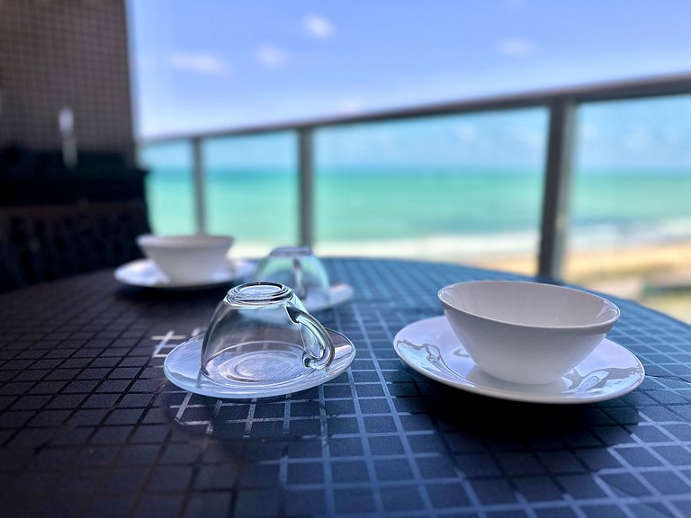 RN Studio 618 - Hosti