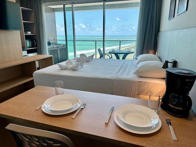 RN Studio 618 - Hosti