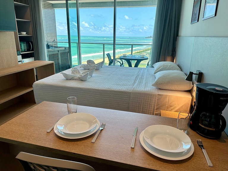 RN Studio 618 - Hosti