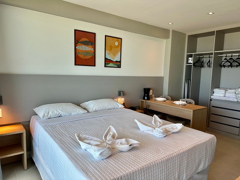 RN Studio 618 - Hosti