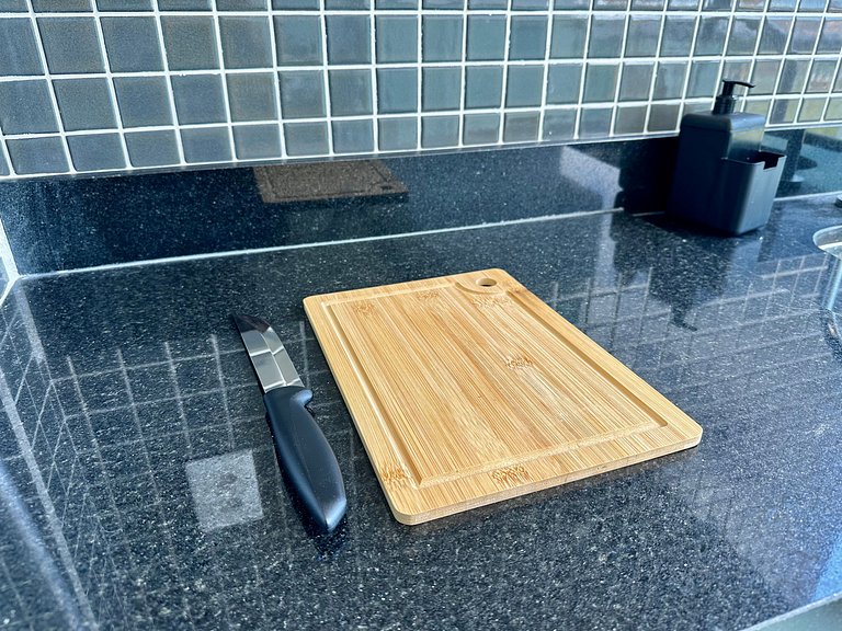 RN Studio 618 - Hosti