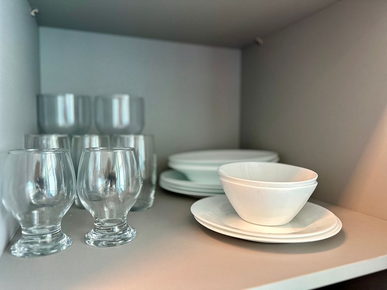 RN Studio 618 - Hosti