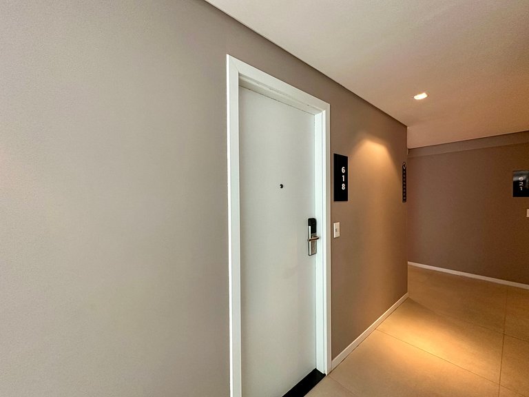 RN Studio 618 - Hosti