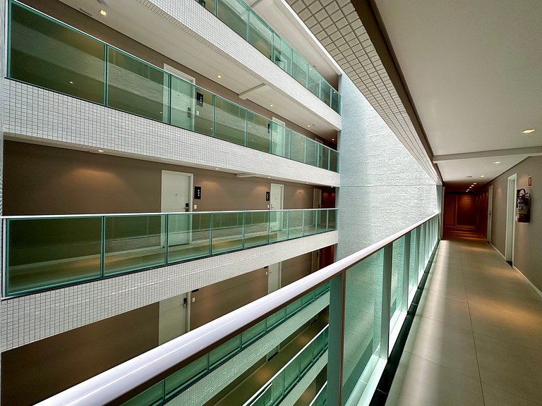 RN Studio 618 - Hosti